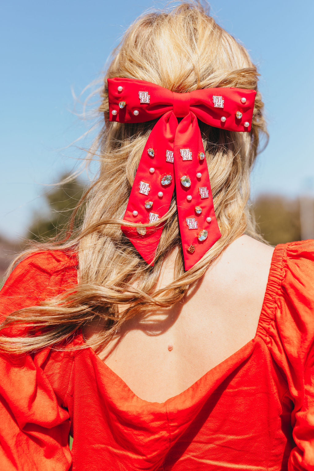 Houston Cougars gameday bow hair clip styled view