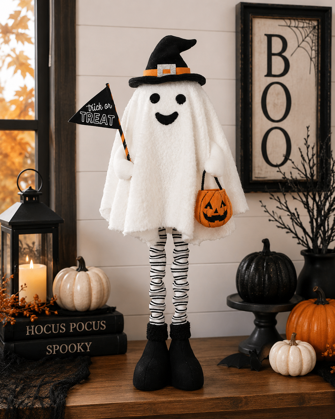 28.5" Extendable Standing Ghost Halloween Decoration