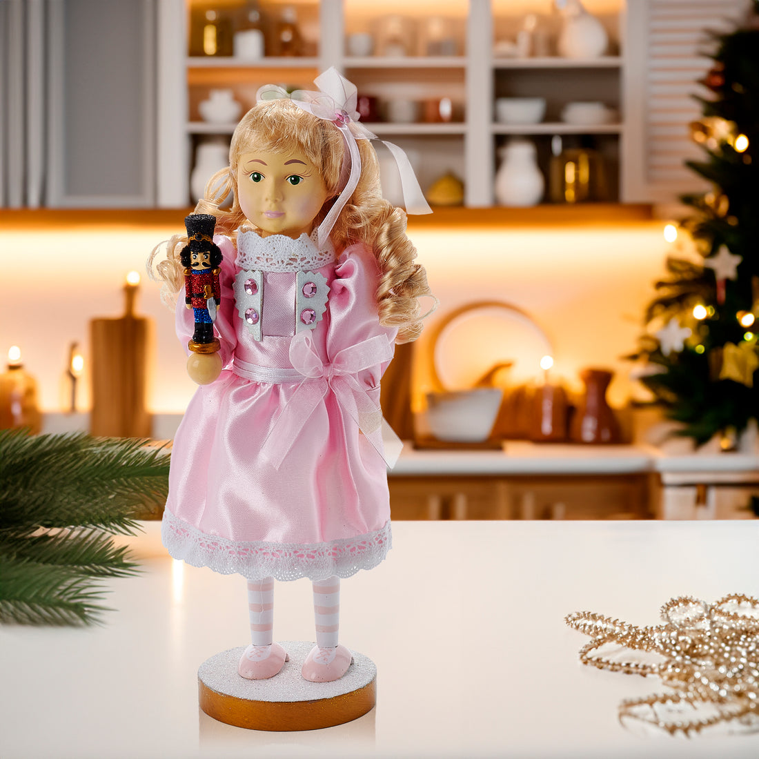 12-inch Hollywood Nutcrackers Clara nutcracker alternate view 6