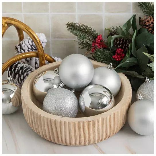 Small set of 32 80mm Silver Christmas ball ornaments