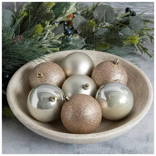 Small set of 32 80mm Champagne Christmas ball ornaments